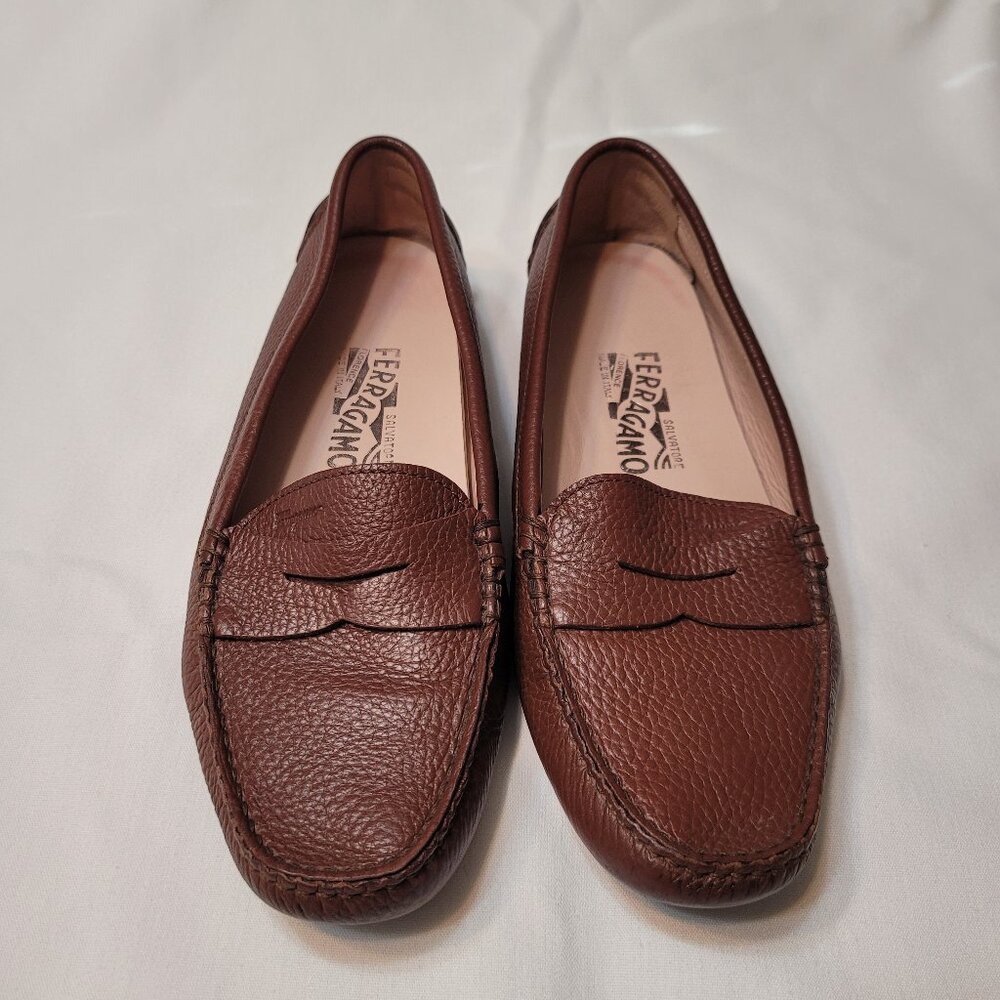 Salvatore Ferragamo Brown Leather Women's Driver Loafer Monogram Logo Flat 7.5